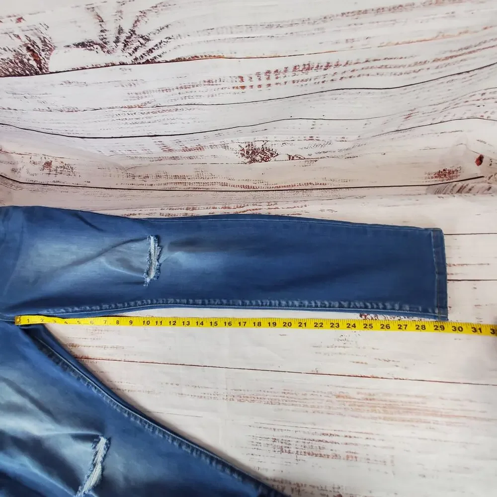 Kancan Logan Distressed Skinny Jeans Curvy Comfy Stretchy Cozy Denim Size 15/31